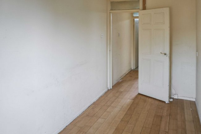 Flat 48 Warnham House, Upper Tulse Hill, Brixton, London, SW2 2SA 4