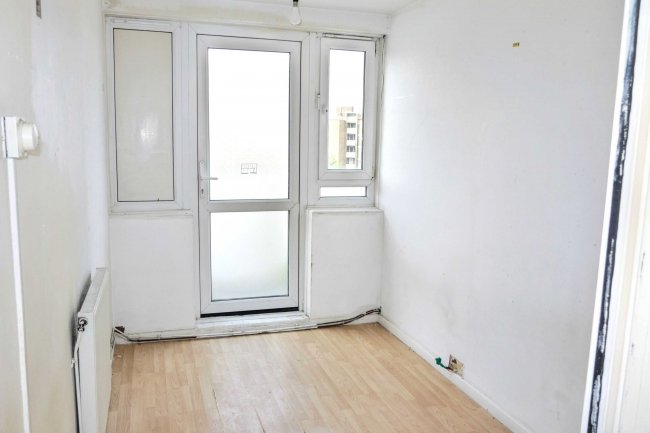 Flat 48 Warnham House, Upper Tulse Hill, Brixton, London, SW2 2SA 4