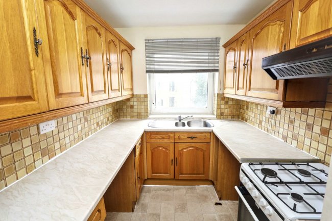 Flat 22 Rapley House, Turin Street, Bethnal Green, London, E2 6NH 2