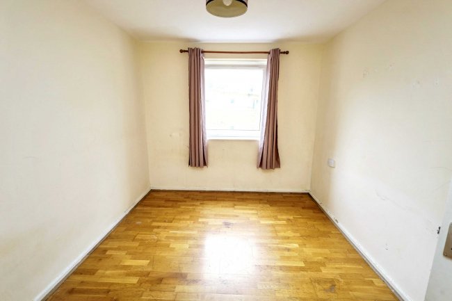 Flat 22 Rapley House, Turin Street, Bethnal Green, London, E2 6NH 2