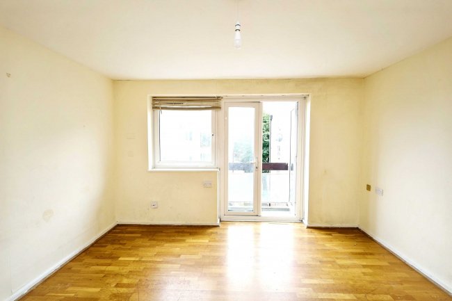 Flat 22 Rapley House, Turin Street, Bethnal Green, London, E2 6NH 2