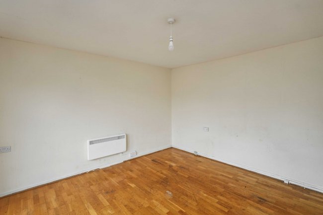 Flat 22 Rapley House, Turin Street, Bethnal Green, London, E2 6NH 2