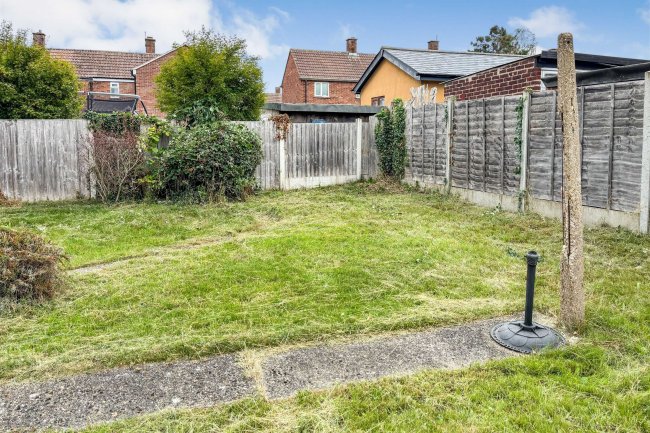 46 Coxons Close, Huntingdon, Cambridgeshire, PE29 1TS 10