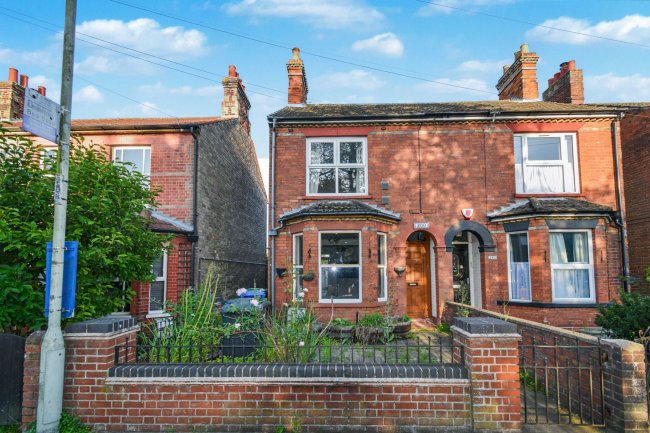 200 Bridge Road, Lowestoft, Suffolk, NR33 9JX 9