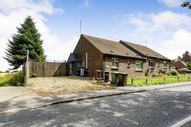 30 Pound Piece, Ashbury, Wiltshire, SN6 8NE 5