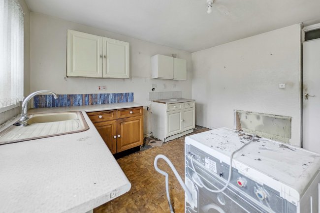 26 Elliott Drive, Felling, Gateshead, Tyne and Wear, NE10 9QY 5