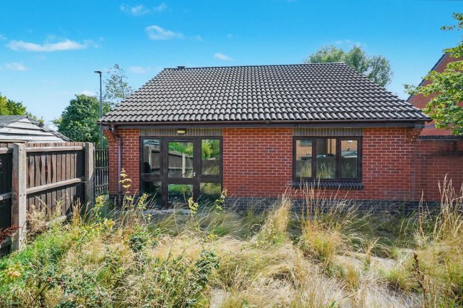 10 Merlin Green, Sinfin, Derby DE24 9NX 7