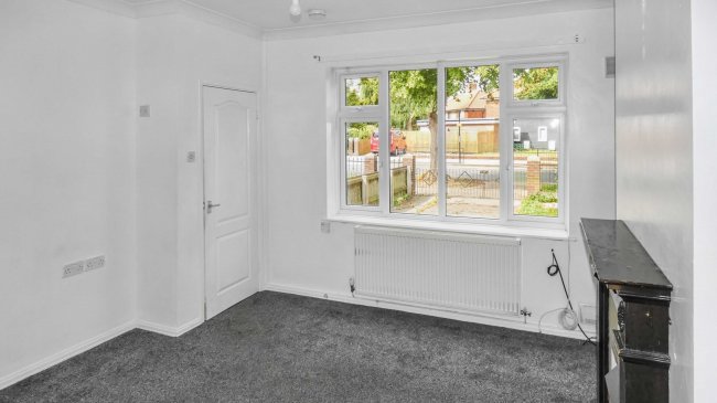138 Ellerburn Avenue, Hull, East Yorkshire, HU6 9RN 6