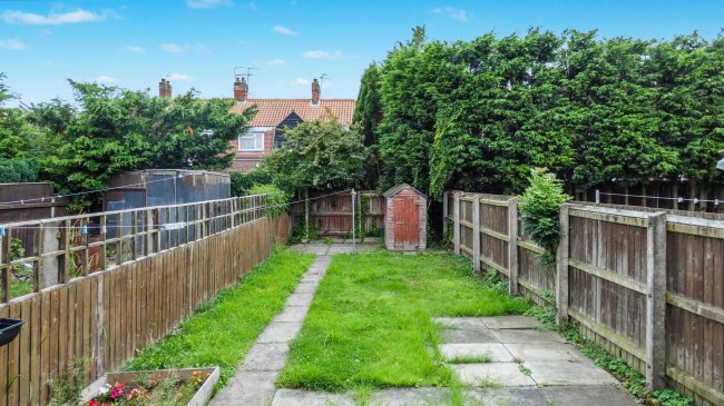 138 Ellerburn Avenue, Hull, East Yorkshire, HU6 9RN 6