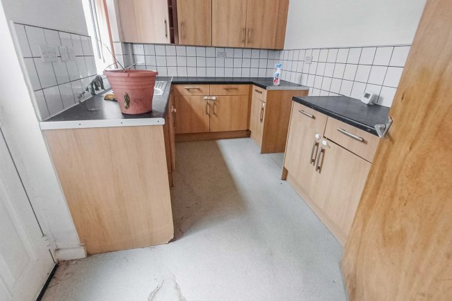 31 Portland Road, Longsight, Manchester, Greater Manchester, M13 0SA 4