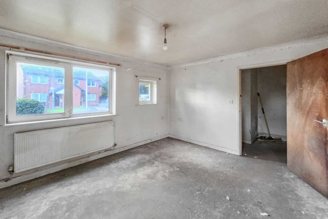 2 Irvine Close, Bispham, Blackpool, Lancashire, FY2 0XZ 5