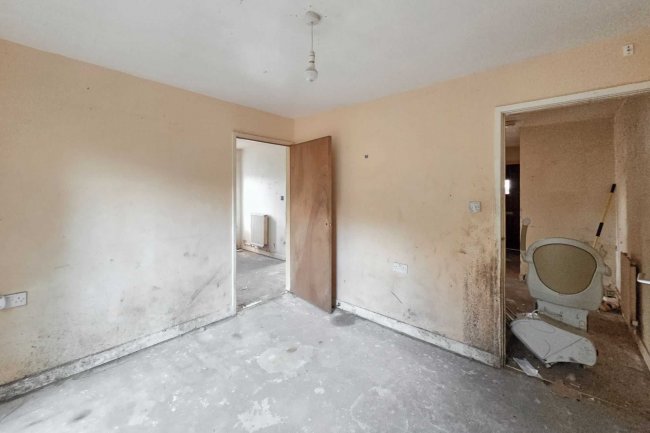 2 Irvine Close, Bispham, Blackpool, Lancashire, FY2 0XZ 5