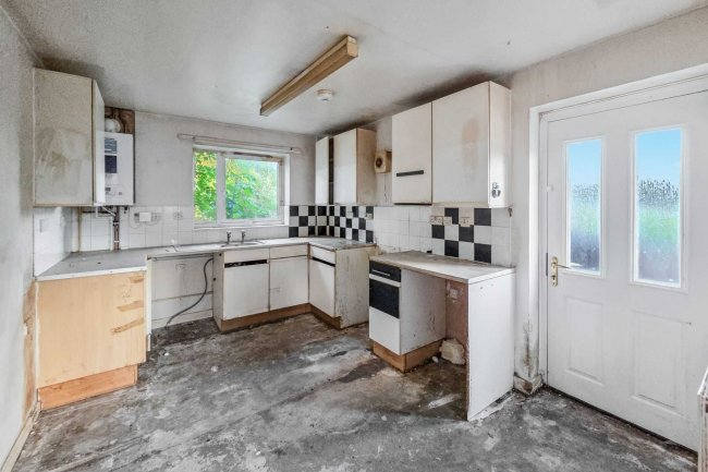 2 Irvine Close, Bispham, Blackpool, Lancashire, FY2 0XZ 5