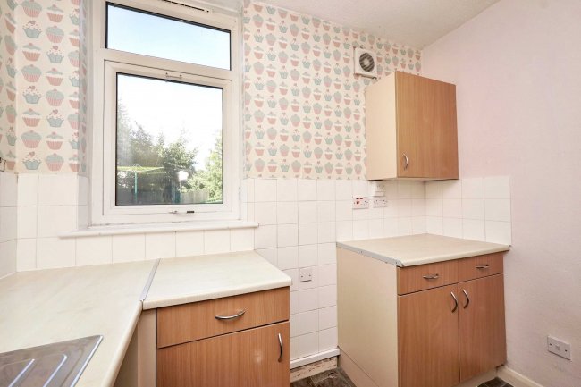 17 Halstead Close, Headcorn Drive, Canterbury, Kent, CT2 7UD 9