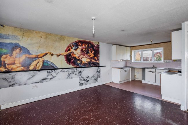 16 Browney Path, Bedford, Bedfordshire, MK41 7XH 2