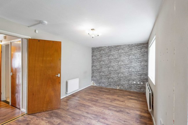 45 Shelley Grove, Bradford, West Yorkshire, BD8 0JZ 3