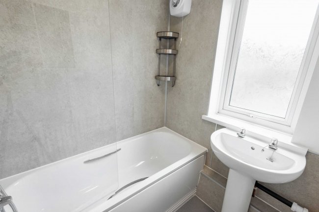 45 Shelley Grove, Bradford, West Yorkshire, BD8 0JZ 3