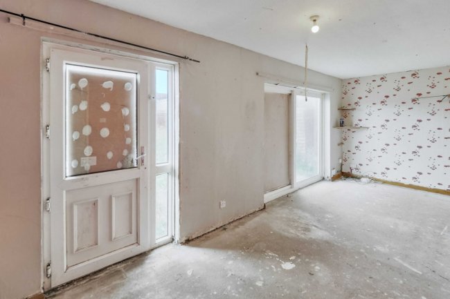 23 Redruth Drive, Mansfield, Nottinghamshire, NG18 4QB 9