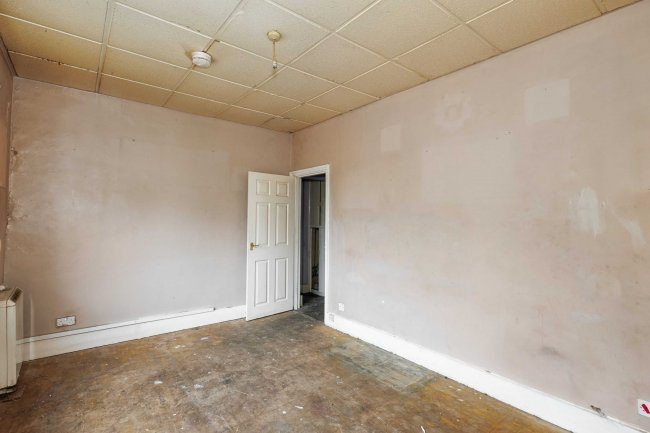 Flat 3, 75 Shakespeare Road, Bedford, Bedfordshire, MK40 2DW 3