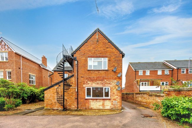 Flat 3, 75 Shakespeare Road, Bedford, Bedfordshire, MK40 2DW 3