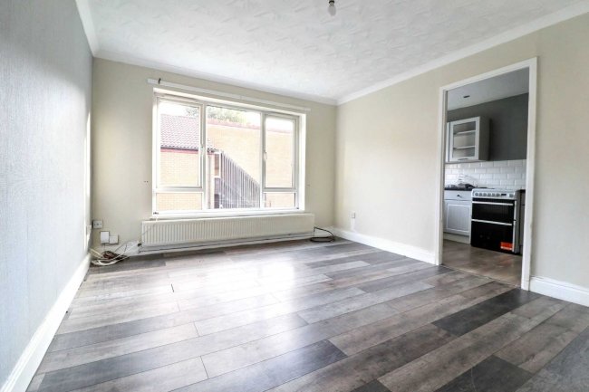 72 Manor Wood, Coulby Newham, Middlesbrough, Cleveland, TS8 0RN 7