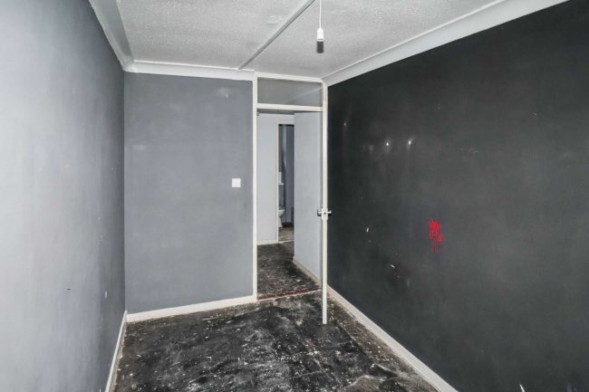 25 Rosemount Close, Keighley, West Yorkshire, BD21 2EF 2