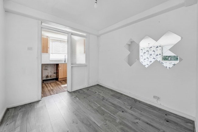 Flat 42, Benwell Close, Benwell Grange, Newcastle Upon Tyne, NE15 6RZ 10
