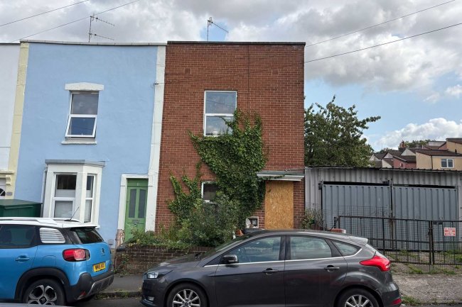 6 Gladstone Street, Bedminster, Bristol, BS3 3AY 6