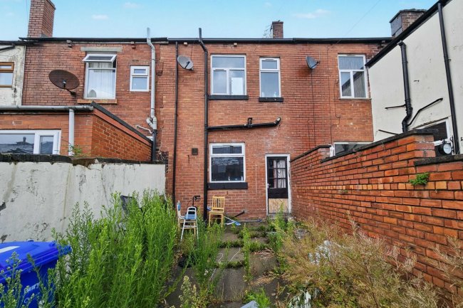 25 Vernon Street, Bury, Lancashire, BL9 5AR 6