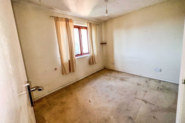 16 Loughman Close, Kingswood, Bristol, BS15 4BZ 5