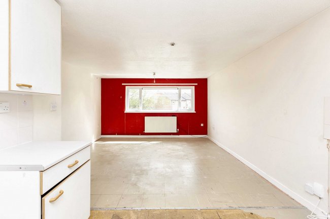 46 & 48 Browney Path, Bedford, Bedfordshire, MK41 7XH 3