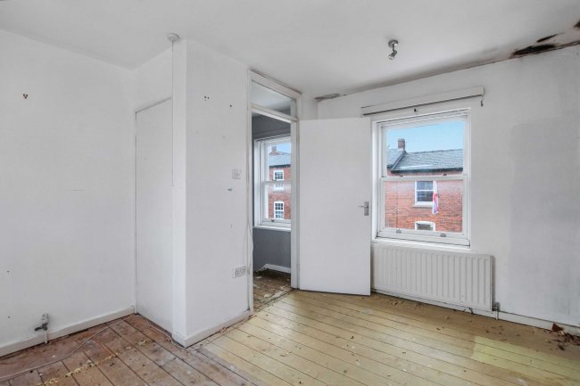 39 Coronation Street, Macclesfield, Cheshire, SK11 7PQ 8