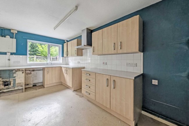 36 Evesham Place, Cramlington, Northumberland, NE23 8JF 10