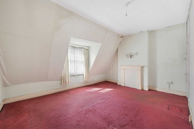 13 Fishers Lane, Chiswick, London, W4 1RX 8