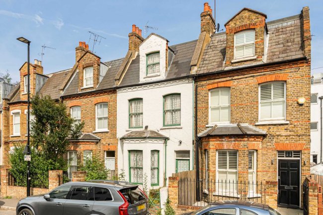 13 Fishers Lane, Chiswick, London, W4 1RX 8