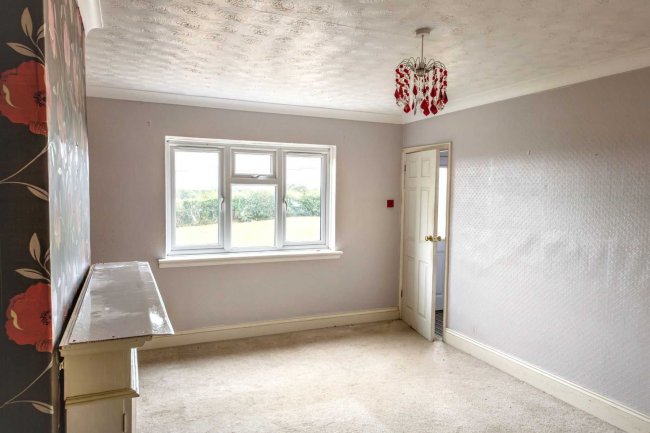 3 Landseer, North Cheriton, Templecombe, Somerset, BA8 0AS 9