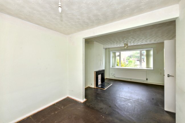 61 Harris Crescent, Needingworth, St. Ives, Cambridgeshire, PE27 4TE 5