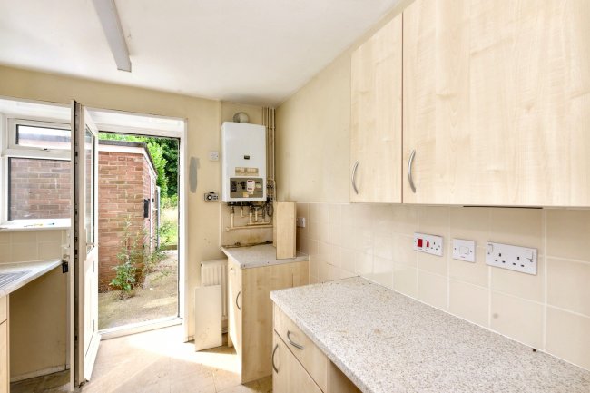 61 Harris Crescent, Needingworth, St. Ives, Cambridgeshire, PE27 4TE 5