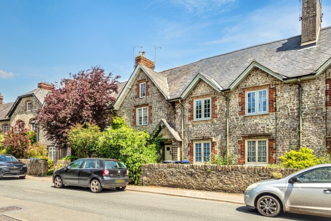 43 Church Street, Maiden Bradley, Warminster, Wiltshire BA12 7HW 7