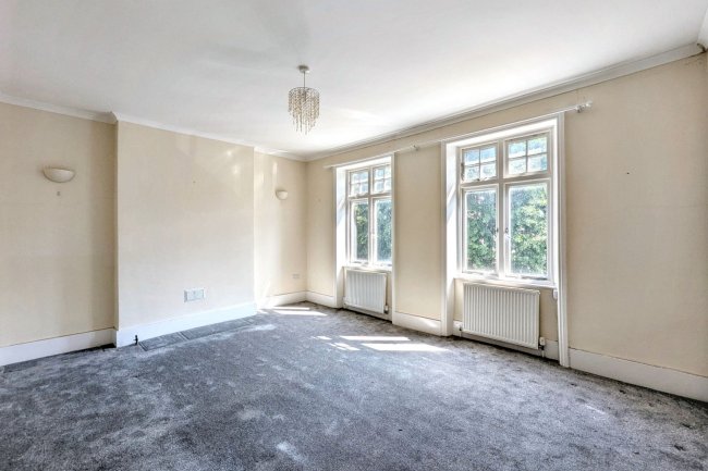 Flat C, 13 Meath Street, Battersea, London SW11 4JA 8