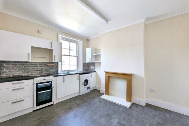 Flat C, 13 Meath Street, Battersea, London SW11 4JA 8