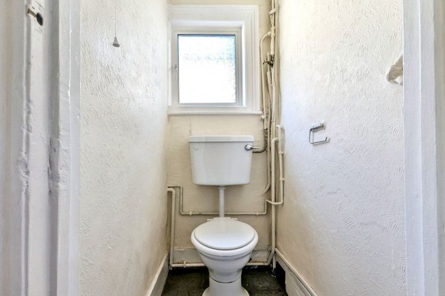 Flat C, 13 Meath Street, Battersea, London SW11 4JA 8