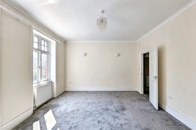 Flat C, 13 Meath Street, Battersea, London SW11 4JA 8