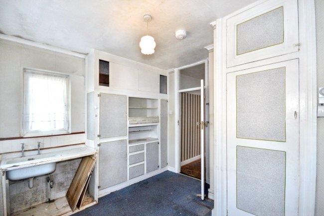 66 Beechcroft Avenue, Harrow, Middlesex, HA2 7JG 2