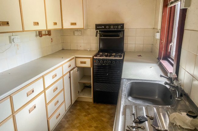 11 Alfred Street, Taunton, TA1 3HU 6