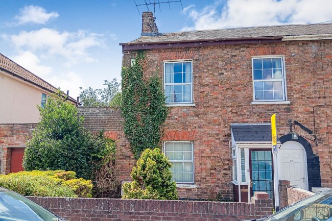 11 Alfred Street, Taunton, TA1 3HU 6