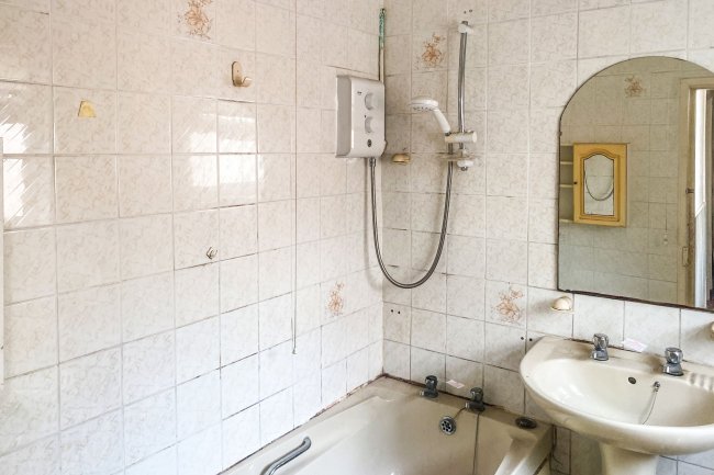 11 Alfred Street, Taunton, TA1 3HU 6