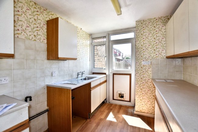 16 Bennett Close, Welling, DA16 3HU 2