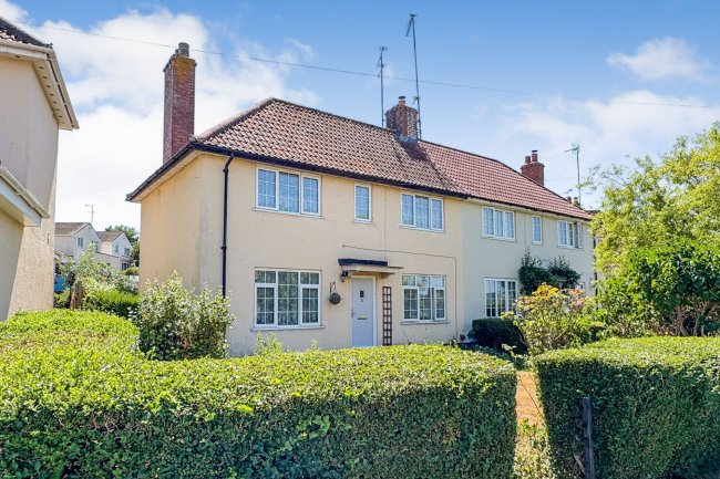 5 Dryleaze, Keynsham, Bristol, Avon, BS31 2DA 4