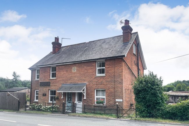 2 Arun Cottages, Loxwood, Billingshurst, West Sussex, RH14 0RE 9